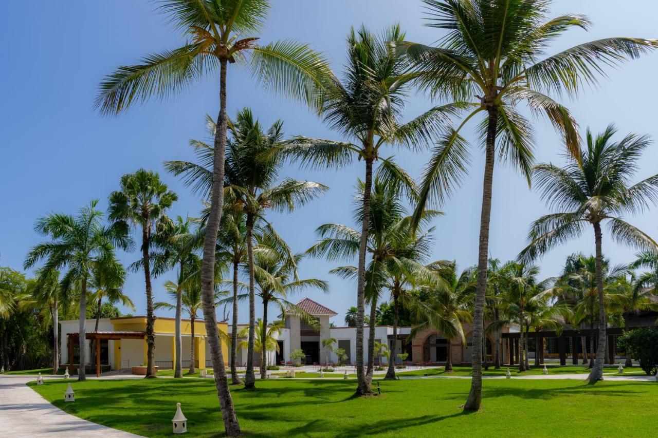 Tropical Deluxe Princess Punta Cana Exterior photo