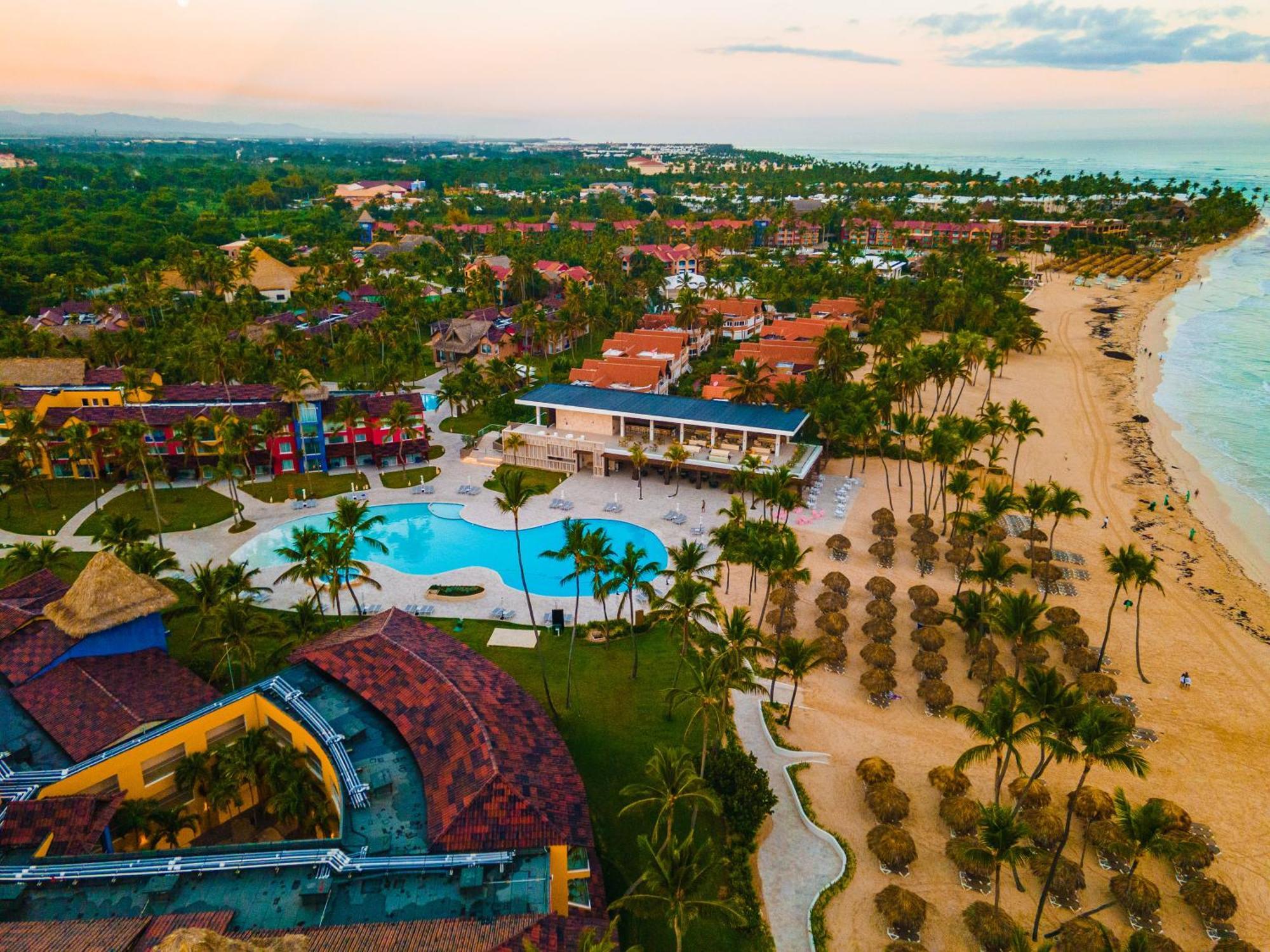 Tropical Deluxe Princess Punta Cana Exterior photo